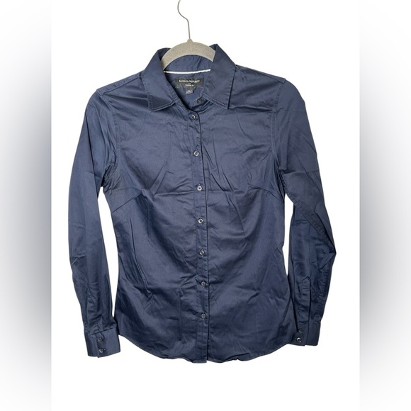 Banana Republic Tailored Fit Button Down Shirt Navy Blue Women’s Size 2 - Picture 2 of 6